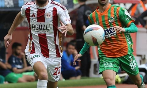 Antalyaspor, Alanyaspor'u 2-1'lik Skorla Geçti