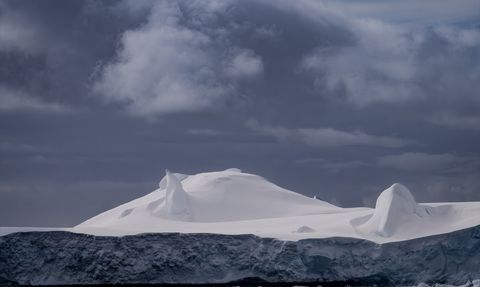 Antarktika'daki Buzul Erimeleri Deniz Seviyesini Tehdit Ediyor