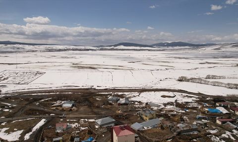 Ardahan'da Kura Nehri Taşarak Göle Ovası’nı Su Altında Bıraktı