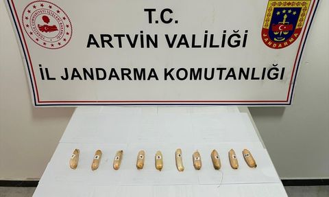 Artvin'de Uyuşturucu ile Yakalanan İranlı Şüpheli Gözaltına Alındı