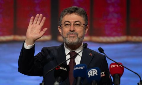 Bakan Yumaklı, Çocuk Müzikali Gala Gösterimini İzledi