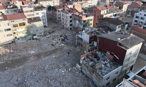 Bayrampaşa'da Kentsel Dönüşüm Sorunları Sürüyor