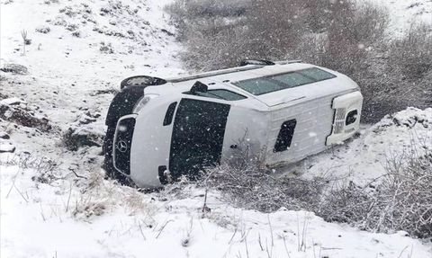 Bingöl'de Minibüs Kazası: 9 Yaralı
