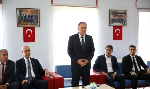 Bingöl ve Siirt'te Ramazan Bayramı Coşkusu