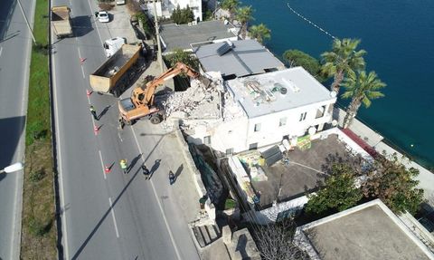 Bodrum'da Hazine Arazisinde Kaçak Yapılara Yıkım Başlatıldı