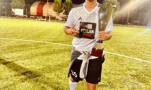 Bolu'da Cerrah, Futbolda Stres Atıyor