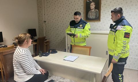 Bolu'daki Dinlenme Tesisinde Bulunan Çanta Sahibine Ulaştırıldı