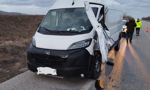 Çankırı'da Emniyet Şeridinde Trajik Kaza: Sürücü Hayatını Kaybetti