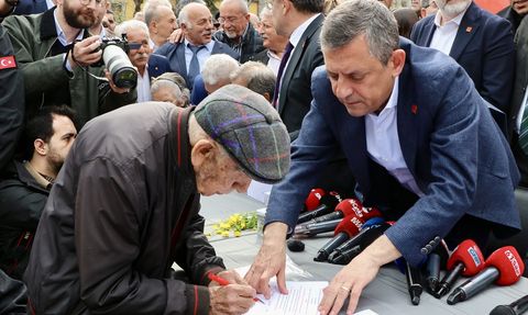 CHP Genel Başkanı Özgür Özel'den İmza Kampanyası Açıklaması