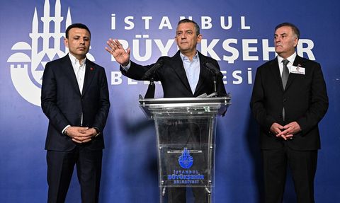 CHP Genel Başkanı Özgür Özel'den İmza Kampanyası Açıklaması