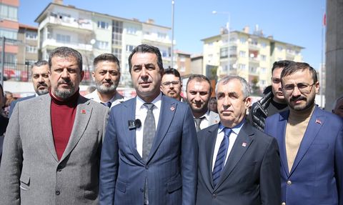 CHP'li Erhan Adem Niğde'de Ön Seçim İçin Toplandı