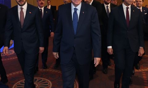 Cumhurbaşkanı Erdoğan, İftar Programında Eleştirilerde Bulundu