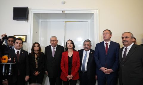 DEM Parti ve MHP Arasında Yapıcı Görüşme Gerçekleşti