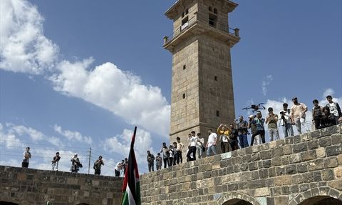 Dera'da Cenaze Töreni ve Gazze'ye Destek Sloganları