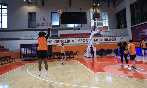 Dörtlü Final Öncesi Takımlar Son Antrenmanlarını Gerçekleştirdi