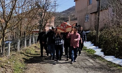 Esenyurt'ta Trajik Olay: Eski Eşini Öldüren Kişi İntihar Etti