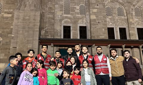 Fatih Camii'nde Çocuklar için Eğlenceli Ramazan Şöleni