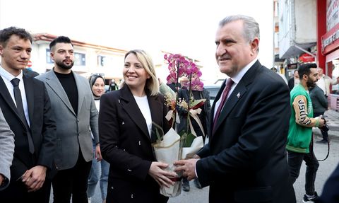 Gençlik ve Spor Bakanı Kırklareli'nde Roman Vatandaşlarla İftar Programına Katıldı