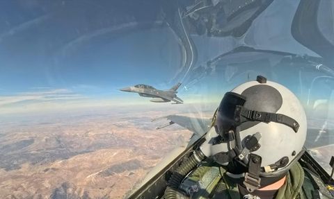 Hava Kuvvetleri'nden Kıbrıs'ta Eğitim Uçuşu