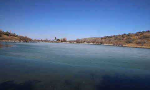İhsaniye Göleti'nde Buzlanma