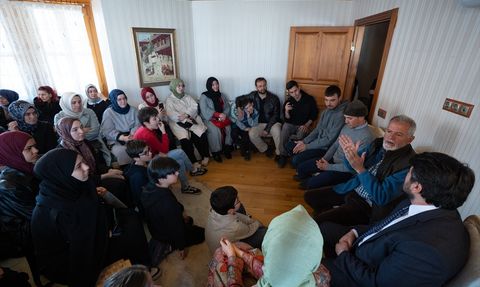 İspanyol Hacı Adayları Beştepe Millet Camisi'ni Ziyaret Etti