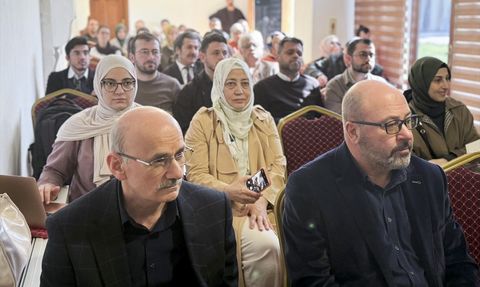 İstanbul'da Vatikan Apostolik Kütüphanesi ve Siyer-i Nebi Yazmaları Üzerine Söyleşi Düzenlendi