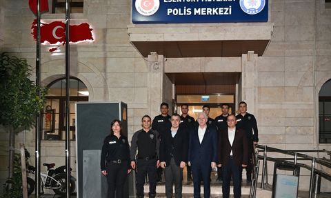 İstanbul Valisi Davut Gül, Esenyurt'ta İftar Sofrası Kurdu