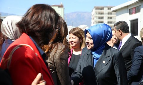 Kadınlardan Hatay'a Umut Köprüsü: İş'te Kadın Kardeşim Projesi