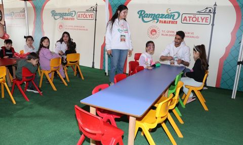 Kahramanmaraş'ta Çocuklar İçin Ramazan Panayırı Başladı