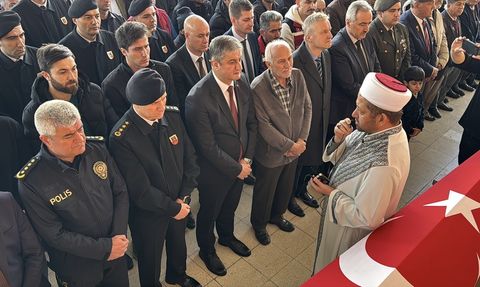 Karabük'te Kıbrıs Gazisi Kazım Sezer Sonsuzluğa Uğurlandı