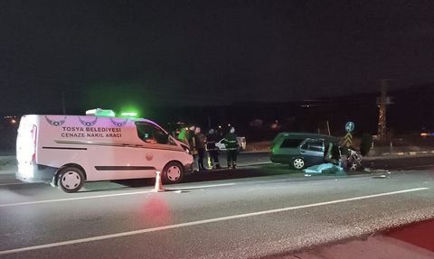 Kastamonu'da Otobüs ve Otomobil Çarpıştı: 1 Ölü, 1 Yaralı