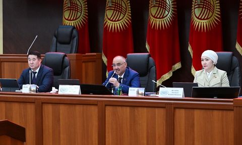 Kırgızistan Meclisi Tacikistan Sınır Anlaşmasını Onayladı