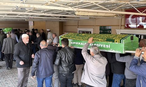 Kırıkkale'de Baba ve Kızının Cenazesi Defnedildi