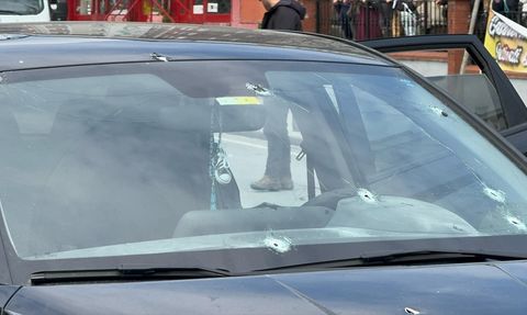 Küçükçekmece'de Silahlı Saldırı: 1 Ölü, 1 Yaralı