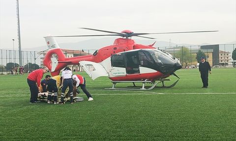 Ödemiş'te Futbol Müsabakasına Hava Ambulansıyla Ara Verildi