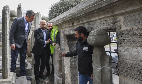 Özgür Özel'in Şehzadebaşı Camisi Ziyareti ve İBB İle İlgili Açıklamaları