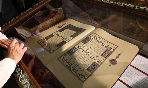 Pakistan'da Kadir Gecesi Coşkuyla Kutlandı