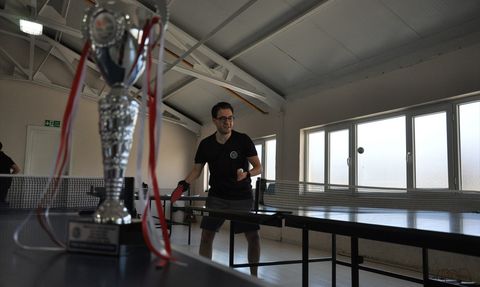 Para Masa Tenisi Şampiyonu Kerim Özay: Altın Madalya ile Geri Döndü