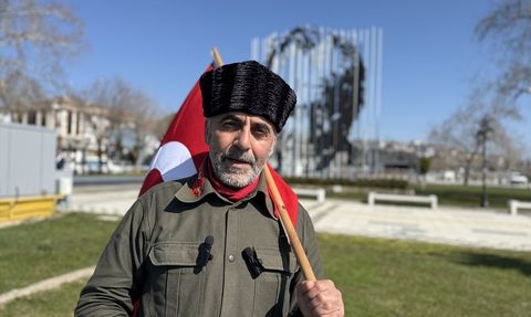 Saffet Gümüş, 7 Yıllık Yürüyüşünü Gelibolu'da Tamamladı