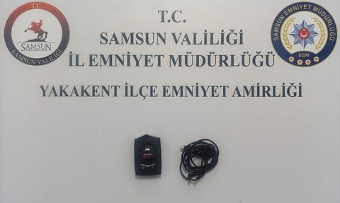 Samsun'da Bayram Trafik Uygulamasında Radar Tespit Cihazı Ele Geçirildi