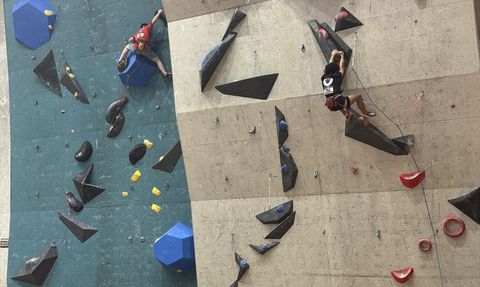 Samsun'da Spor Tırmanış Gençler Türkiye Şampiyonası Başladı