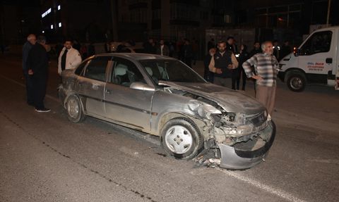 Samsun'da Üç Araçlı Kaza: Dört Yaralı