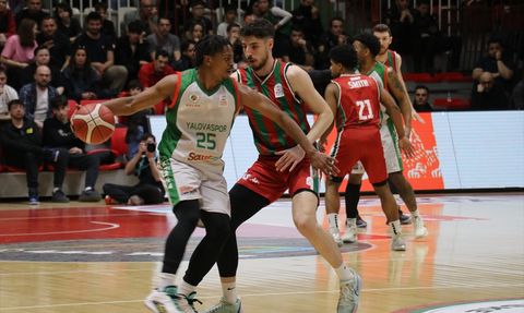 Semt77 Yalovaspor, Karşıyaka'yı 78-75 Mağlup Etti