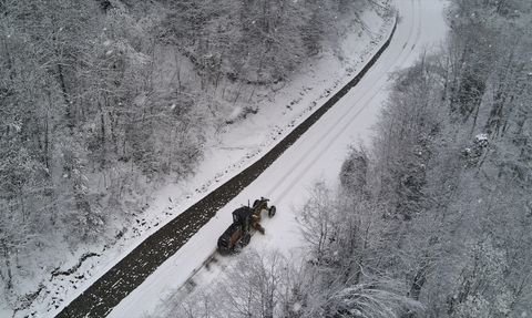 Sinop'ta Kar Yağışı Etkisini Gösterdi