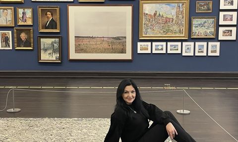 Sultan Adler'in 'Boş Alan' Halısı Bremen Sanat Müzesi'nde Sergileniyor