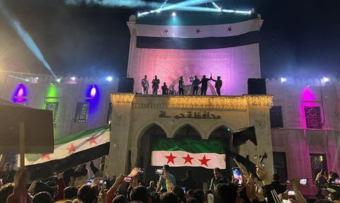 Suriye Devrimi'nin 14. Yıl Dönümü Coşkuyla Kutlandı