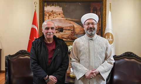 Suriyeli Pilot Raghid Al-Tatari'ye İyilik Ödülü Takdim Edildi