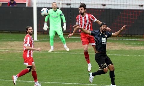 Trendyol 1. Lig'de Beraberlik: Geosis Boluspor ve Teksüt Bandırmaspor 0-0 Bitti