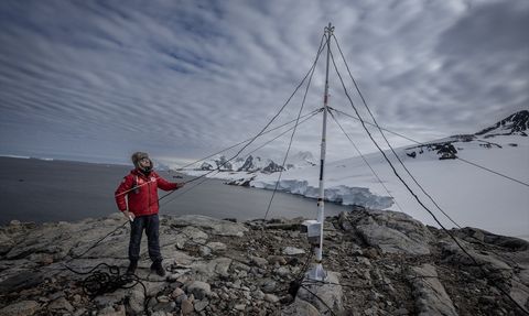 Türk Bilim İnsanları Antarktika'da Geleceği Araştırıyor