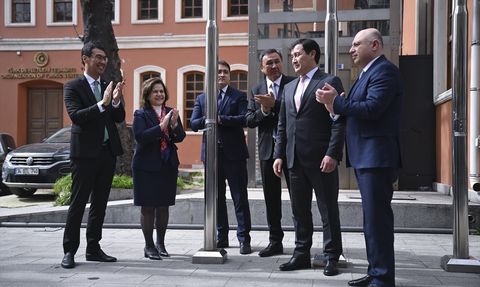 Türk Devletleri Teşkilatı'nın Yenilenen Bayrağıyla İstanbul'da Tören